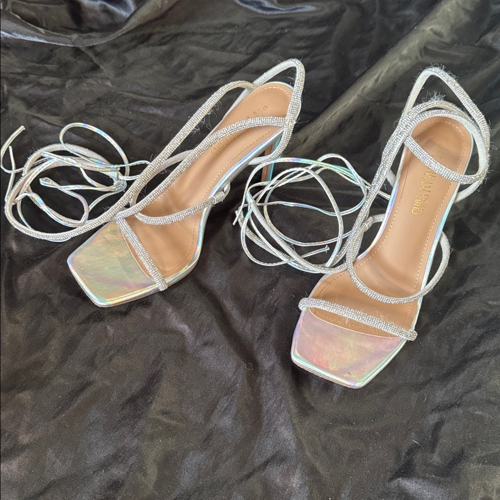 Dream Pairs Silver Strappy Heels - Picture 3 of 3
